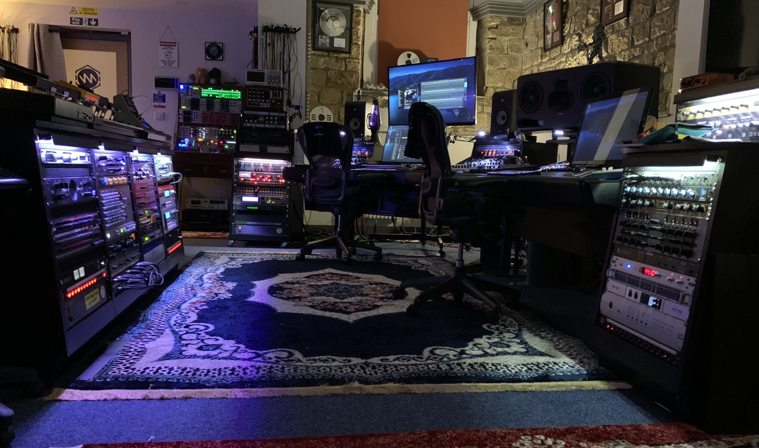An EDM studio